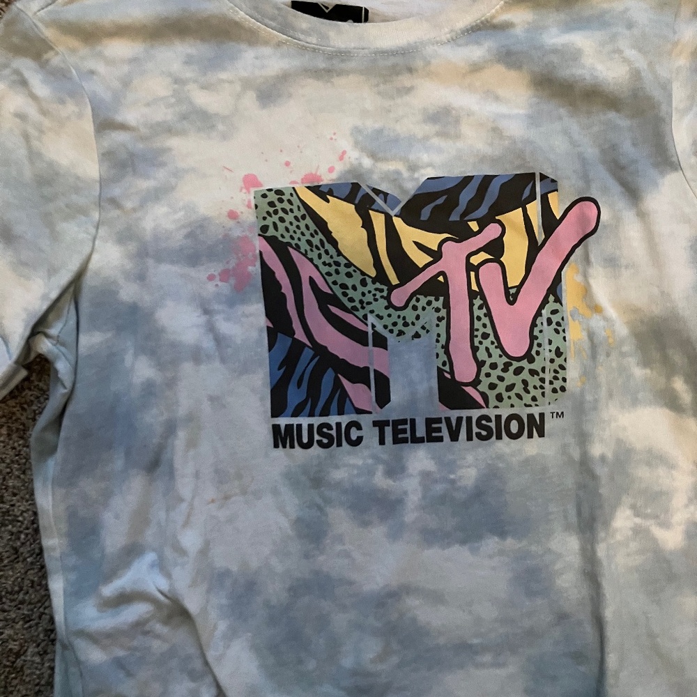 m tv top
